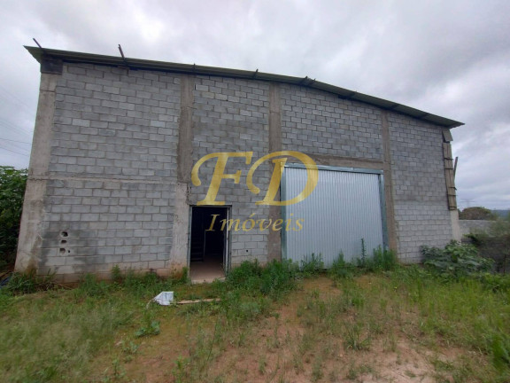 Galpão à Venda, 1.707 m² em Terra Preta - Mairiporã