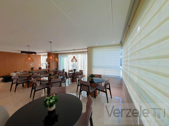 Imagem Apartamento com 3 Quartos à Venda, 145 m² em Centro - Balneário Camboriú Imagem Apartamento com 3 Quartos à Venda, 145 m² em Centro - Balneário Camboriú