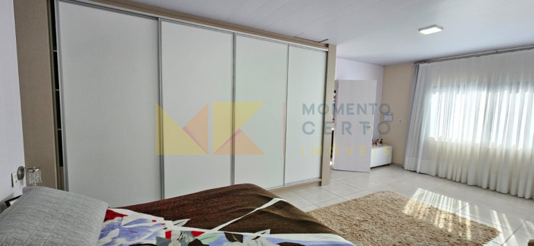 Imagem Casa com 4 Quartos à Venda, 355 m² em Velha - Blumenau Imagem Casa com 4 Quartos à Venda, 355 m² em Velha - Blumenau