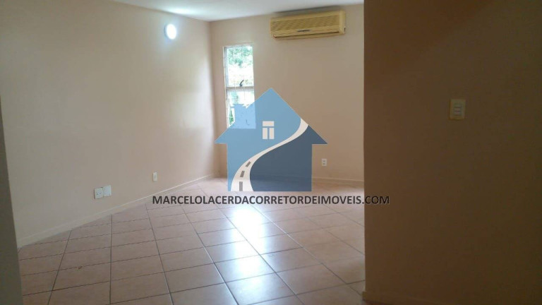 Imagem Casa com 3 Quartos à Venda, em Nova Esperança - Manaus Imagem Casa com 3 Quartos à Venda, em Nova Esperança - Manaus
