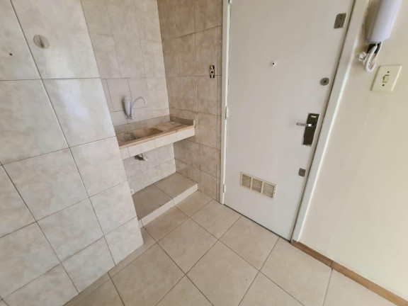 Imagem Apartamento com 1 Quarto à Venda,  em Catete - Rio De Janeiro