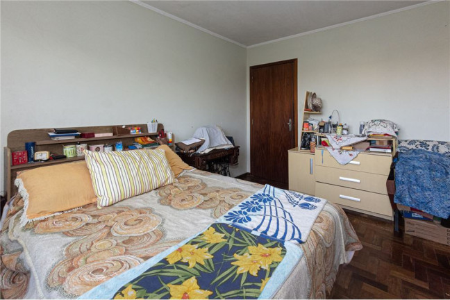 Imagem Casa com 3 Quartos à Venda, em Jardim Itu - Porto Alegre Imagem Casa com 3 Quartos à Venda, em Jardim Itu - Porto Alegre