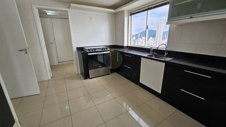 Imagem Cobertura com 5 Quartos à Venda, 574 m² em Centro - Balneário Camboriú