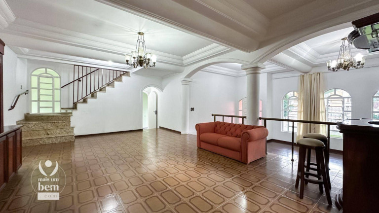 Imagem Casa com 5 Quartos à Venda, 537 m² em São Lourenço - Curitiba