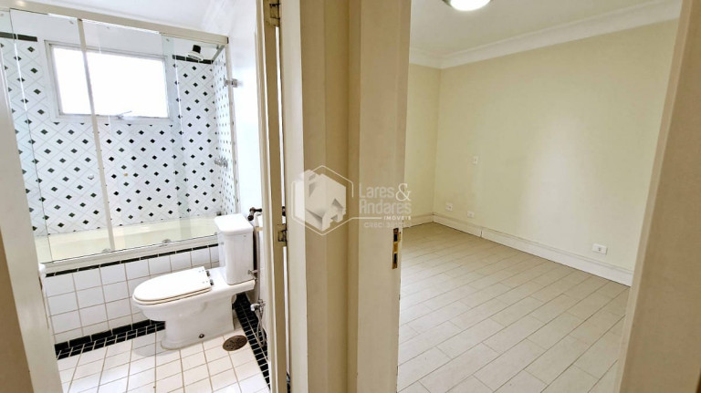 Imagem Imóvel com 3 Quartos à Venda, 585 m² em Campo Belo - São Paulo Imagem Imóvel com 3 Quartos à Venda, 585 m² em Campo Belo - São Paulo