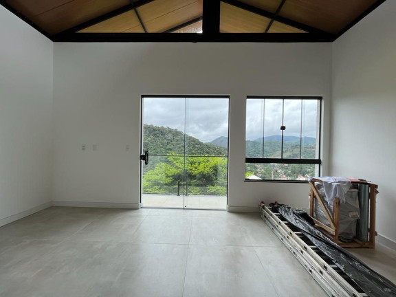 Imagem Casa com 3 Quartos à Venda, 145 m² em Albuquerque - Teresópolis Imagem Casa com 3 Quartos à Venda, 145 m² em Albuquerque - Teresópolis