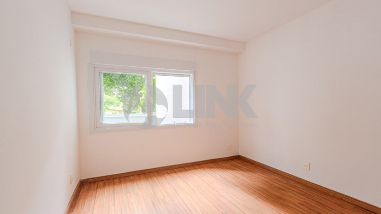 Imagem Apartamento com 2 Quartos à Venda, 76 m² em Menino Deus - Porto Alegre Imagem Apartamento com 2 Quartos à Venda, 76 m² em Menino Deus - Porto Alegre