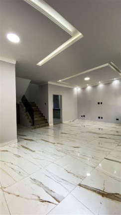 Imagem Casa com 3 Quartos à Venda, 185 m² em Caiçara - Praia Grande Imagem Casa com 3 Quartos à Venda, 185 m² em Caiçara - Praia Grande