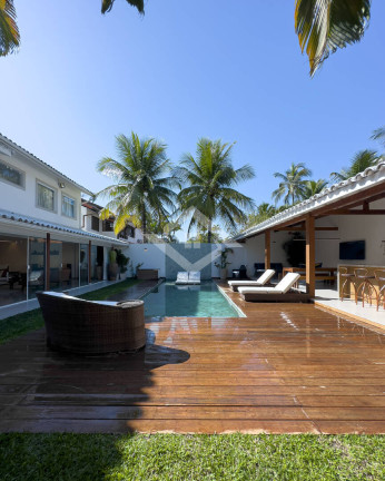 Imagem Casa com 6 Quartos à Venda, 430 m² em Barra Da Tijuca - Rio De Janeiro Imagem Casa com 6 Quartos à Venda, 430 m² em Barra Da Tijuca - Rio De Janeiro