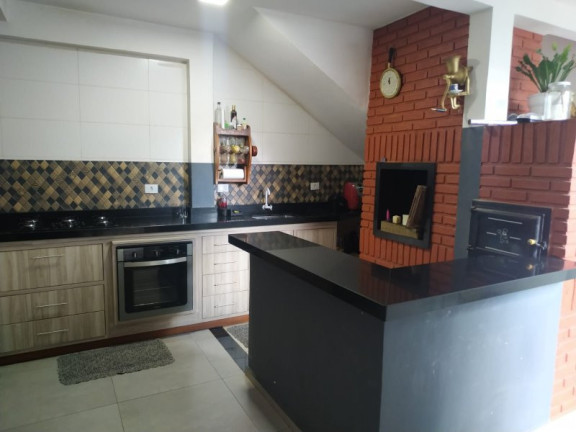 Casa com 3 Quartos à Venda, 128 m² em Jardim Scylla Peixoto - Jacarezinho