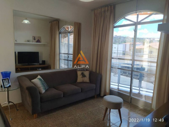 Imagem Casa com 2 Quartos à Venda, 75 m²