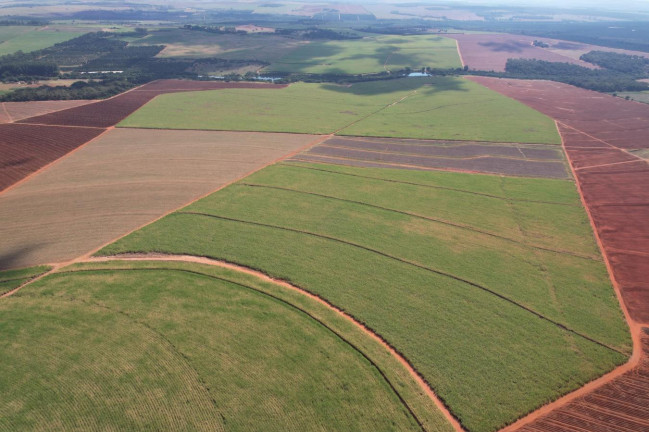 Imagem Fazenda à Venda, 64 m² em Zona Rural - Bariri Imagem Fazenda à Venda, 64 m² em Zona Rural - Bariri