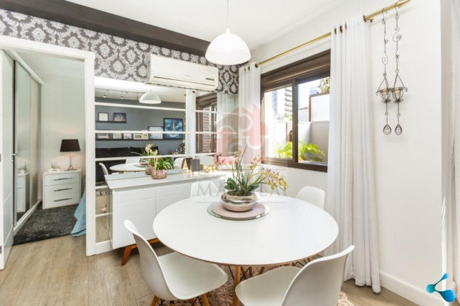 Imagem Apartamento com 1 Quarto à Venda, 77 m² em Independência - Porto Alegre Imagem Apartamento com 1 Quarto à Venda, 77 m² em Independência - Porto Alegre