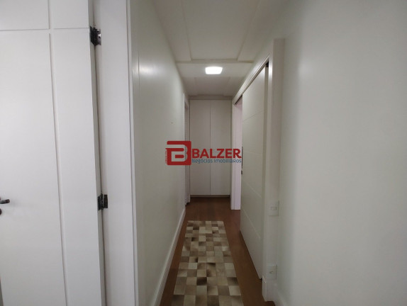 Imagem Apartamento com 4 Quartos à Venda, 178 m² em Centro - Florianópolis Imagem Apartamento com 4 Quartos à Venda, 178 m² em Centro - Florianópolis