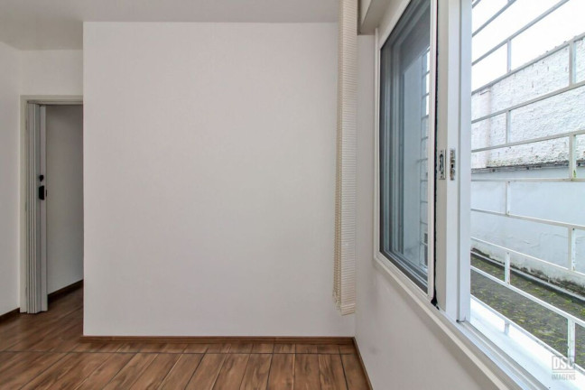 Imagem Imóvel com 1 Quarto à Venda, 38 m² em Camaquã - Porto Alegre Imagem Imóvel com 1 Quarto à Venda, 38 m² em Camaquã - Porto Alegre