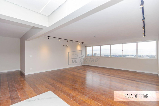 Imagem Apartamento com 3 Quartos à Venda, 205 m² em Cabral - Curitiba