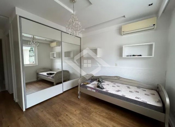 Imagem Casa com 4 Quartos à Venda, 412 m² em Barra Da Tijuca - Rio De Janeiro Imagem Casa com 4 Quartos à Venda, 412 m² em Barra Da Tijuca - Rio De Janeiro