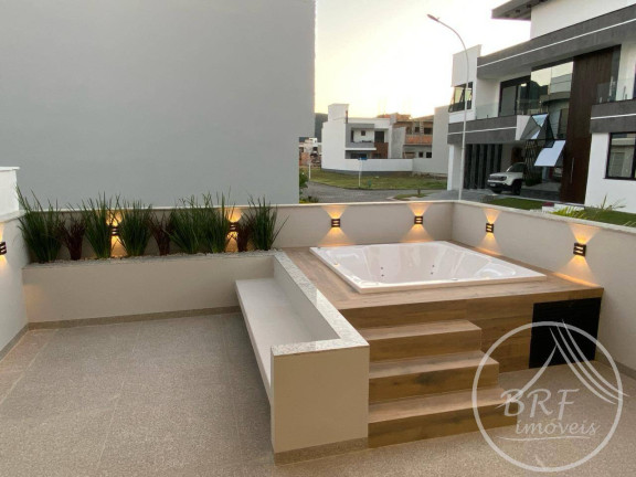 Imagem Casa com 33 Quartos à Venda, 165 m² em Beira Rio - Biguaçu Imagem Casa com 33 Quartos à Venda, 165 m² em Beira Rio - Biguaçu