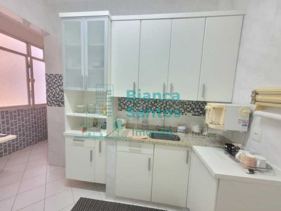 Imagem Apartamento com 2 Quartos à Venda, 62 m² em Copacabana - Rio De Janeiro