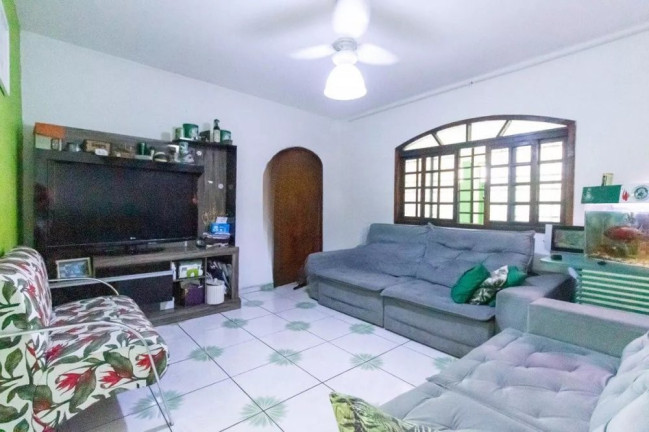 Sobrado com 3 Quartos à Venda, 210 m² em Itaquera - São Paulo