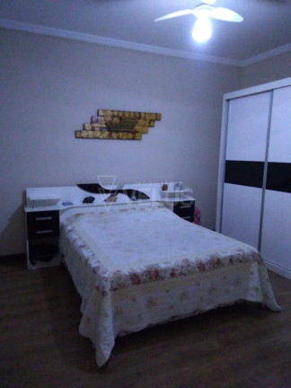 Imagem Imóvel com 2 Quartos à Venda, 200 m² em Cercadinho - Alambari Imagem Imóvel com 2 Quartos à Venda, 200 m² em Cercadinho - Alambari