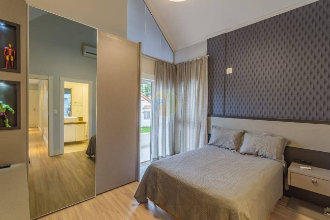 Imagem Casa com 3 Quartos à Venda, 380 m² em Camboriú