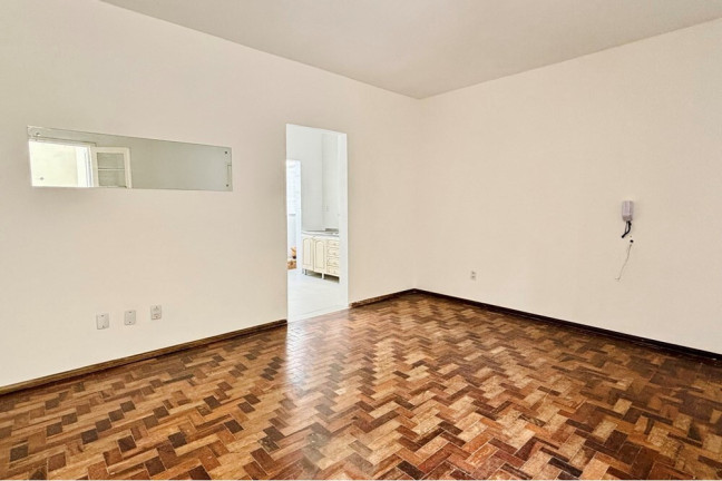 Imagem Apartamento com 1 Quarto à Venda, 55 m² em Santana - Porto Alegre