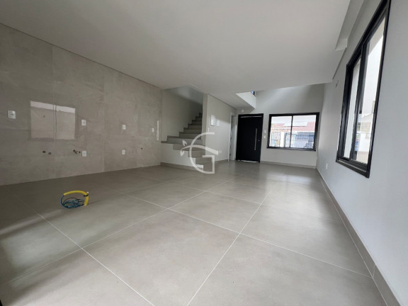Imagem Casa com 3 Quartos à Venda, 160 m² em Saguaçu - Joinville Imagem Casa com 3 Quartos à Venda, 160 m² em Saguaçu - Joinville