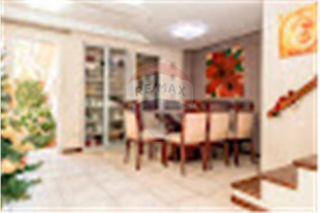 Imagem Casa com 3 Quartos à Venda, 195 m² em Chácara Das Pedras - Porto Alegre Imagem Casa com 3 Quartos à Venda, 195 m² em Chácara Das Pedras - Porto Alegre