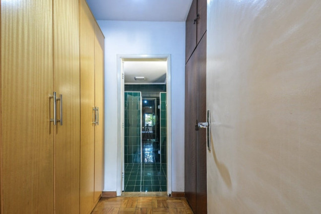 Imagem Casa com 4 Quartos à Venda, 242 m² em Moema - São Paulo