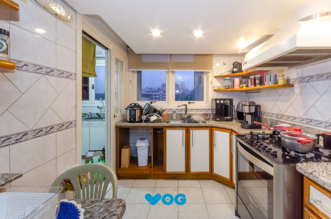 Imagem Imóvel com 3 Quartos à Venda, 105 m² em Rio Branco - Porto Alegre Imagem Imóvel com 3 Quartos à Venda, 105 m² em Rio Branco - Porto Alegre