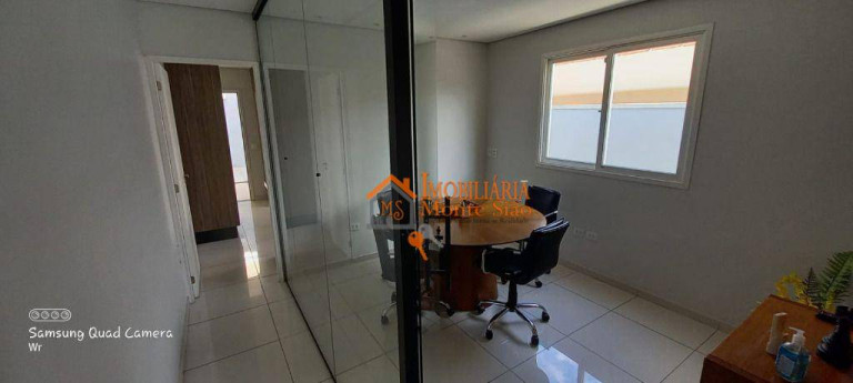 Imagem Sobrado com 3 Quartos à Venda, 226 m² em Parque Renato Maia - Guarulhos Imagem Sobrado com 3 Quartos à Venda, 226 m² em Parque Renato Maia - Guarulhos
