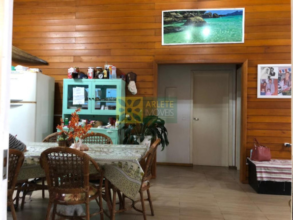 Imagem Imóvel com 2 Quartos à Venda, 120 m² em Sertão Do Trombudo - Itapema Imagem Imóvel com 2 Quartos à Venda, 120 m² em Sertão Do Trombudo - Itapema