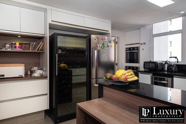 Imagem Apartamento com 3 Quartos à Venda, 341 m² em Jardim Paulista - São Paulo Imagem Apartamento com 3 Quartos à Venda, 341 m² em Jardim Paulista - São Paulo