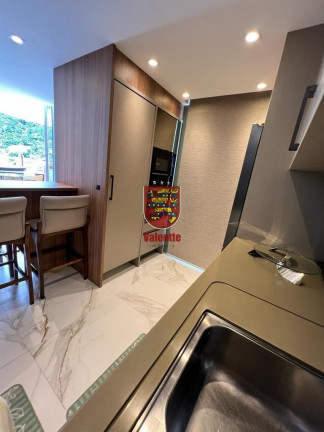 Imagem Cobertura com 4 Quartos à Venda,  em Cachoeira Do Bom Jesus - Florianópolis