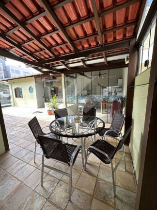Imagem Casa com 3 Quartos à Venda, 250 m² em Fazendinha - Itajaí Imagem Casa com 3 Quartos à Venda, 250 m² em Fazendinha - Itajaí