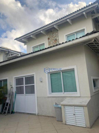 Imagem Casa com 3 Quartos à Venda, 277 m² em Sapiranga - Fortaleza Imagem Casa com 3 Quartos à Venda, 277 m² em Sapiranga - Fortaleza