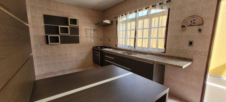 Imagem Casa com 3 Quartos à Venda, 250 m² em Jardim Tamoio - Jundiaí Imagem Casa com 3 Quartos à Venda, 250 m² em Jardim Tamoio - Jundiaí
