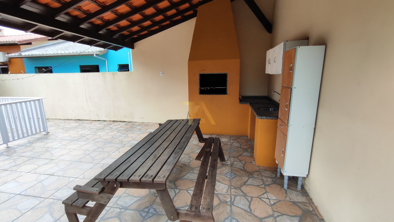 Imagem Imóvel com 3 Quartos à Venda, em Barra De Ibiraquera - Imbituba Imagem Imóvel com 3 Quartos à Venda, em Barra De Ibiraquera - Imbituba