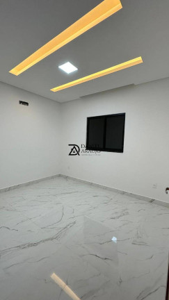 Imagem Casa com 3 Quartos à Venda,  em Mossoró