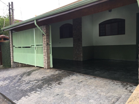 Imagem Casa com 3 Quartos à Venda, 300 m² em Santana - Pindamonhangaba