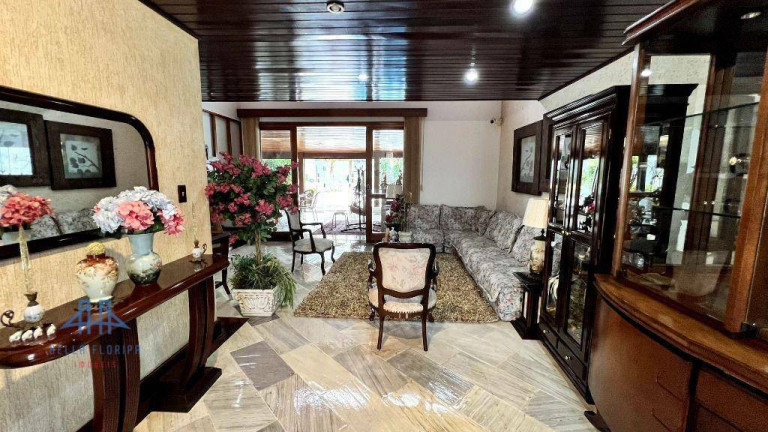 Imagem Casa com 4 Quartos à Venda, 351 m² em Santa Mônica - Florianópolis Imagem Casa com 4 Quartos à Venda, 351 m² em Santa Mônica - Florianópolis