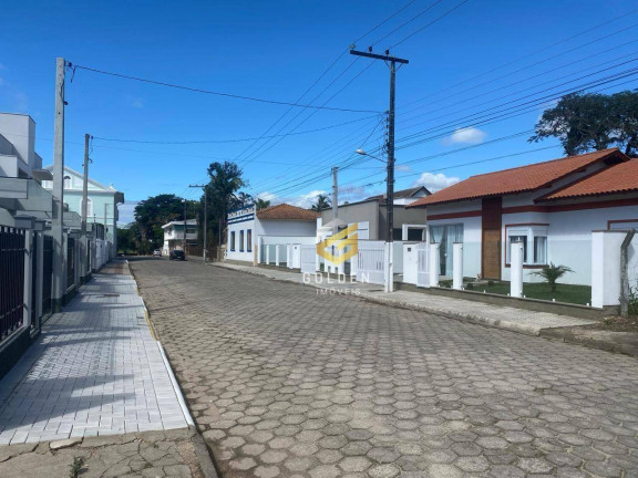 Imagem Casa com 3 Quartos à Venda, 135 m² em Centro - Tijucas Imagem Casa com 3 Quartos à Venda, 135 m² em Centro - Tijucas