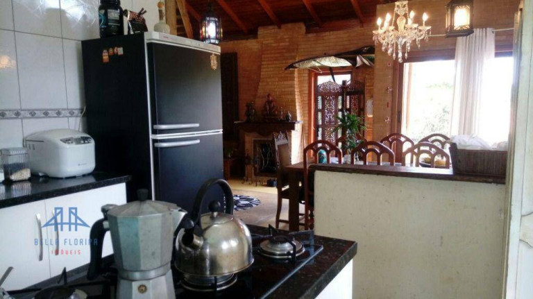 Imagem Casa com 2 Quartos à Venda, 180 m² em Rio Tavares - Florianópolis
