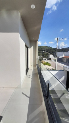 Imagem Casa com 3 Quartos à Venda, 175 m² em Laranjeiras - Caieiras Imagem Casa com 3 Quartos à Venda, 175 m² em Laranjeiras - Caieiras