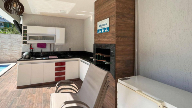 Imagem Casa com 5 Quartos à Venda, 220 m² em Itaipu - Niterói Imagem Casa com 5 Quartos à Venda, 220 m² em Itaipu - Niterói