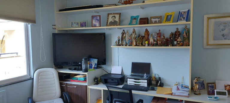 Imagem Cobertura com 3 Quartos à Venda, 275 m² em Várzea - Teresópolis
