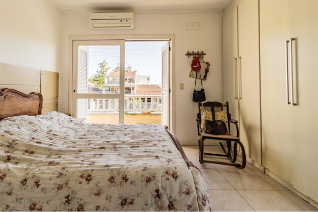 Imagem Casa com 2 Quartos à Venda, 78 m² em Guarujá - Porto Alegre