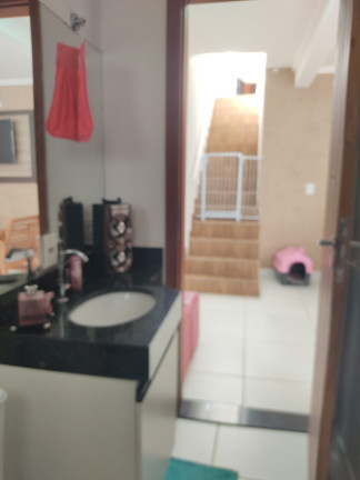 Imagem Casa com 3 Quartos à Venda, 84 m² em Jardim Rubi - Mogi Das Cruzes