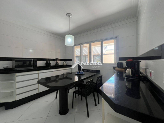 Imagem Casa com 9 Quartos à Venda, 670 m² em Riviera Módulo 4 - Bertioga Imagem Casa com 9 Quartos à Venda, 670 m² em Riviera Módulo 4 - Bertioga